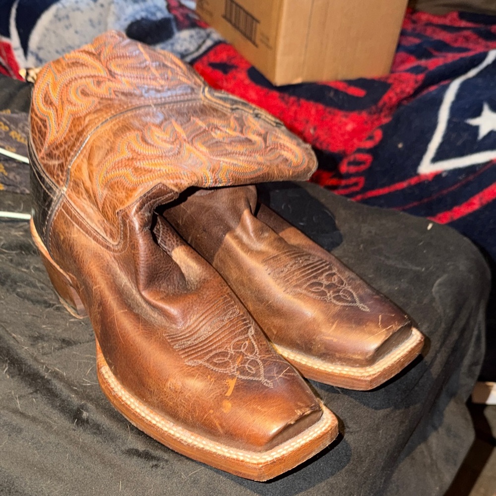 Classic Men's Brown Leather Cowboy Boots - Western Square Toe